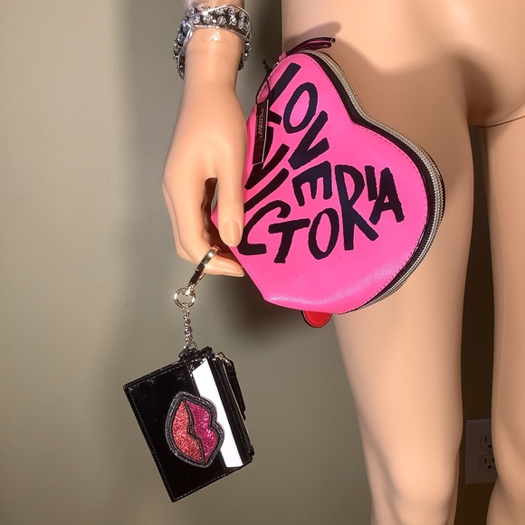 Heart Make-Up Bag & Lip Card Holder - Picture 10 of 12